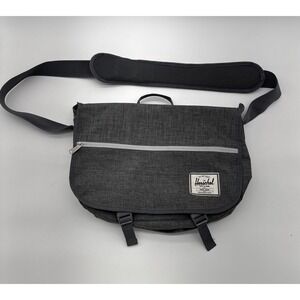 Herschel Cove Crosshatch grey Messenger Bag Crossbody Strap college computer bag